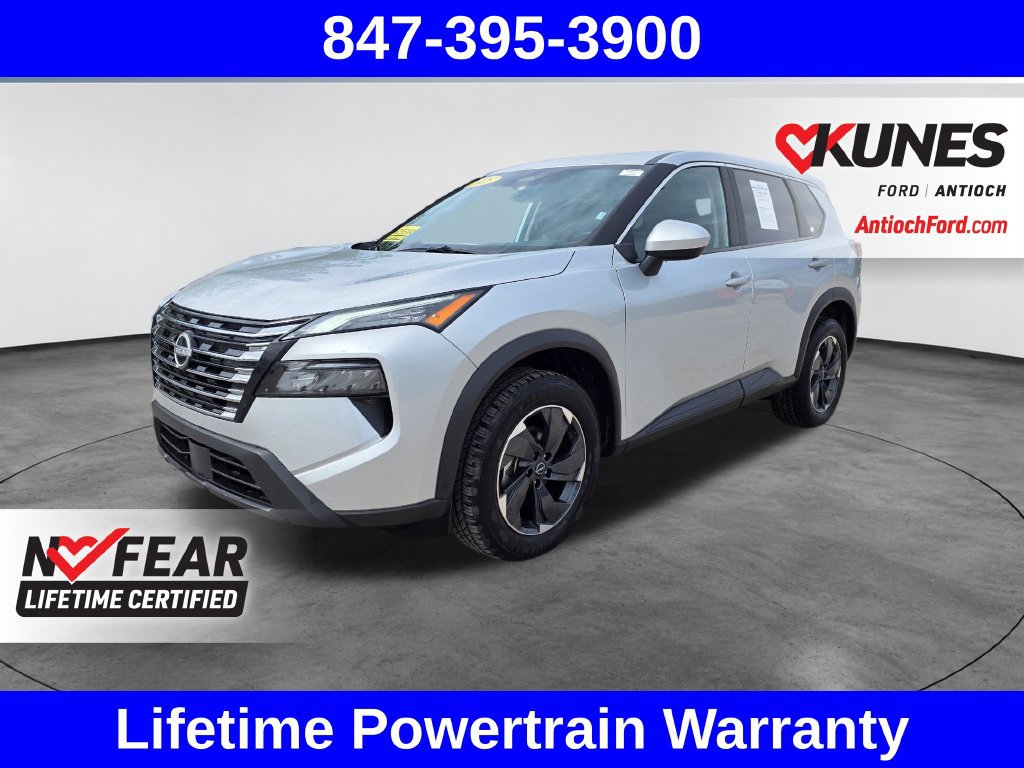 Used 2025 Nissan Rogue SV AWD/4WD image 4