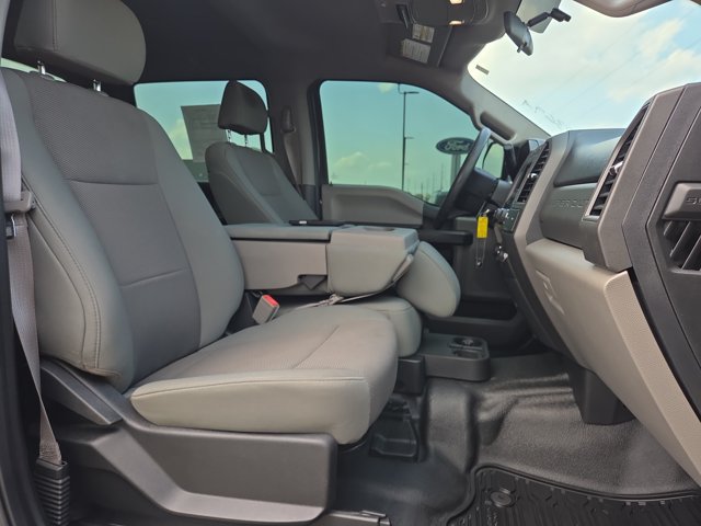 Certified 2019 Ford F250 XL w/ STX Appearance Package AWD/4WD image 13