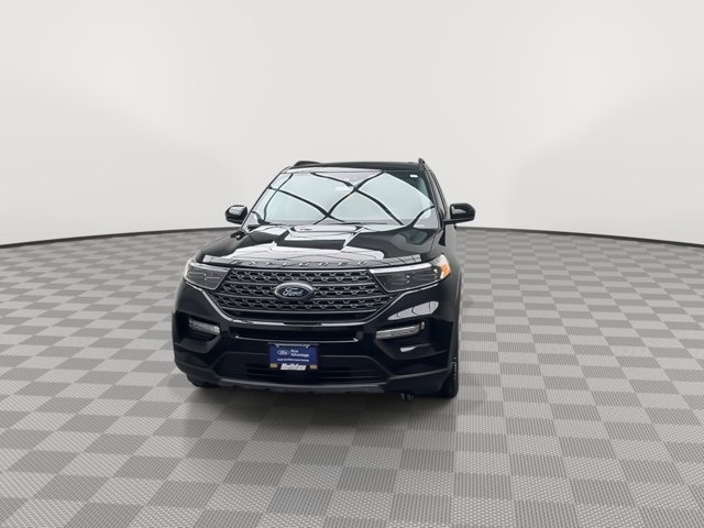 Certified 2023 Ford Explorer XLT w/ Equipment Group 202A image 38