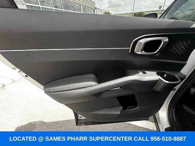 Used 2026 Kia Sorento LX FWD image 19