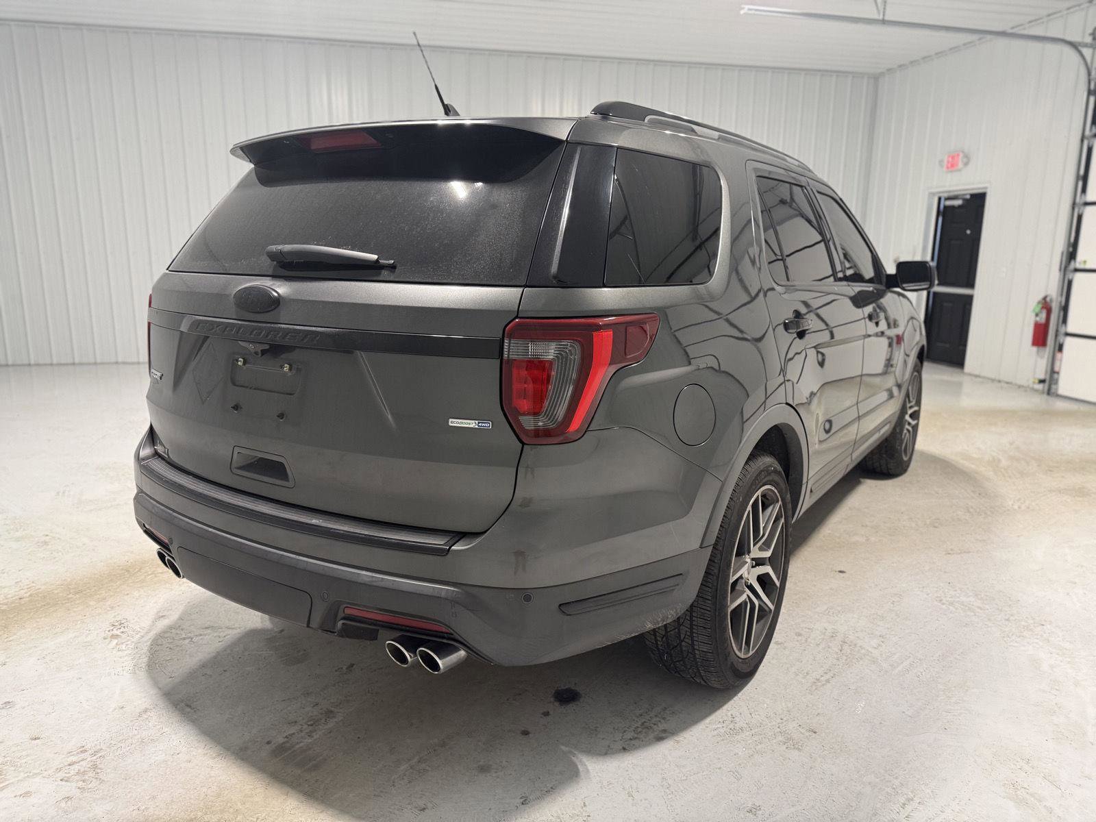 Certified 2018 Ford Explorer Sport w/ Equipment Group 401A image 5