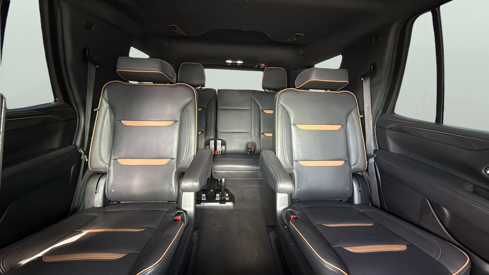 Used 2022 GMC Yukon AT4 AWD/4WD image 23