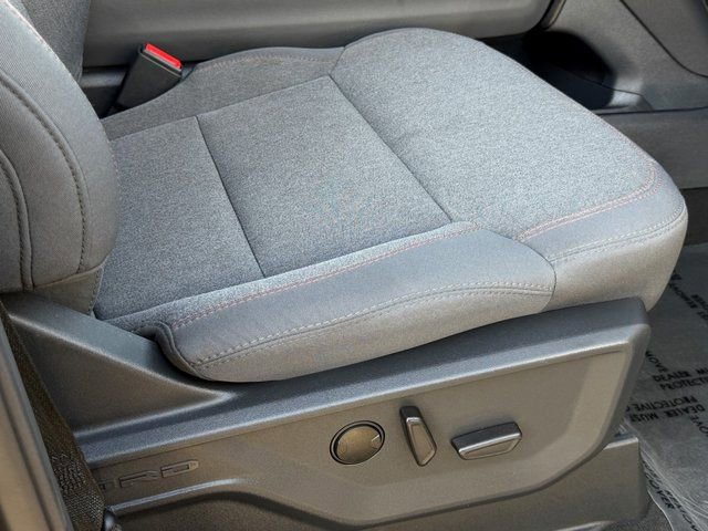 Certified 2025 Ford Expedition Active image 36