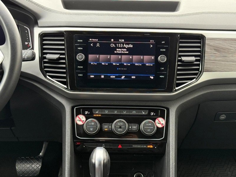 Used 2023 Volkswagen Atlas Cross Sport SE image 11