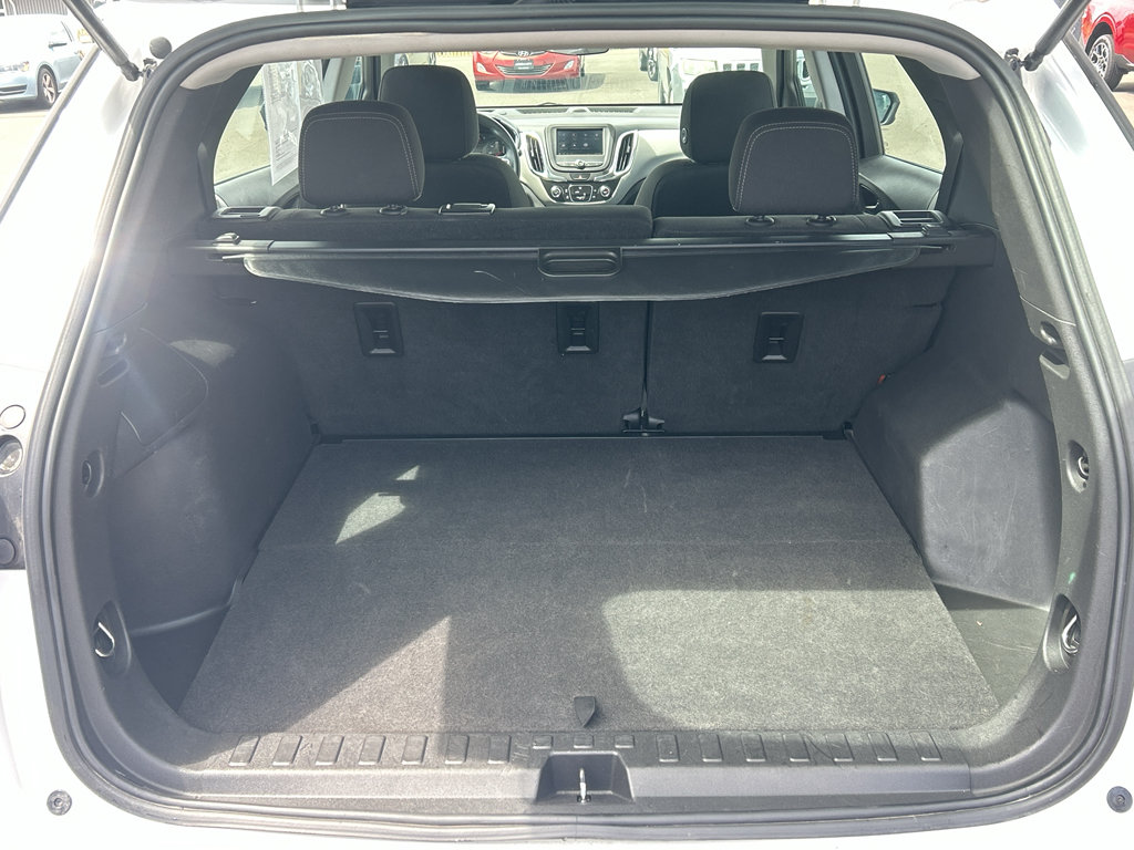 Used 2021 Chevrolet Equinox LS AWD/4WD image 34