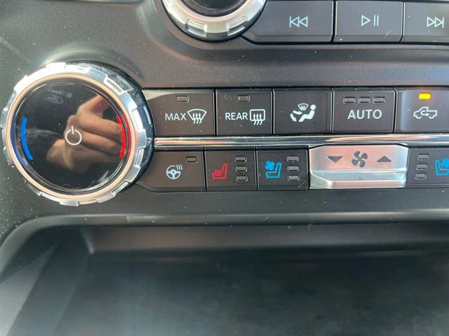 Certified 2024 Ford F250 Lariat w/ Black Appearance Package image 14