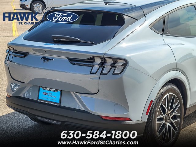 Certified 2025 Ford Mustang Mach-E Premium AWD/4WD image 6