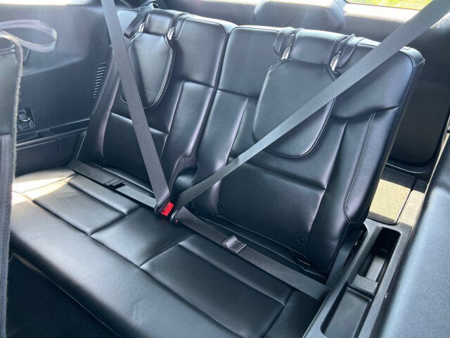 Certified 2021 Ford Explorer XLT w/ Equipment Group 202A AWD/4WD image 30