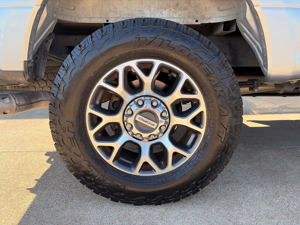Certified 2020 Ford F250 Lariat w/ Lariat Ultimate Package AWD/4WD image 9