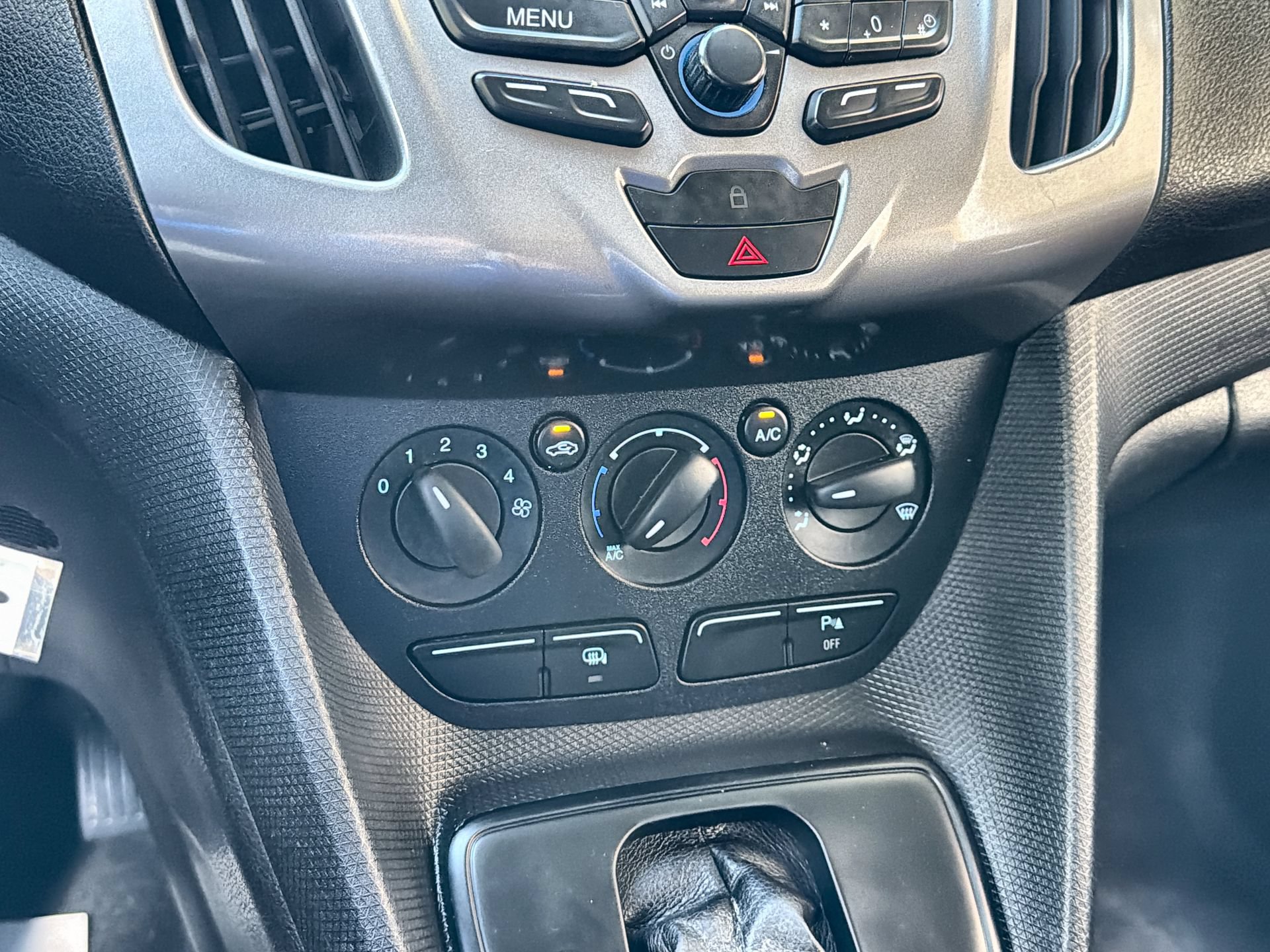 Certified 2018 Ford Transit Connect XLT FWD image 18