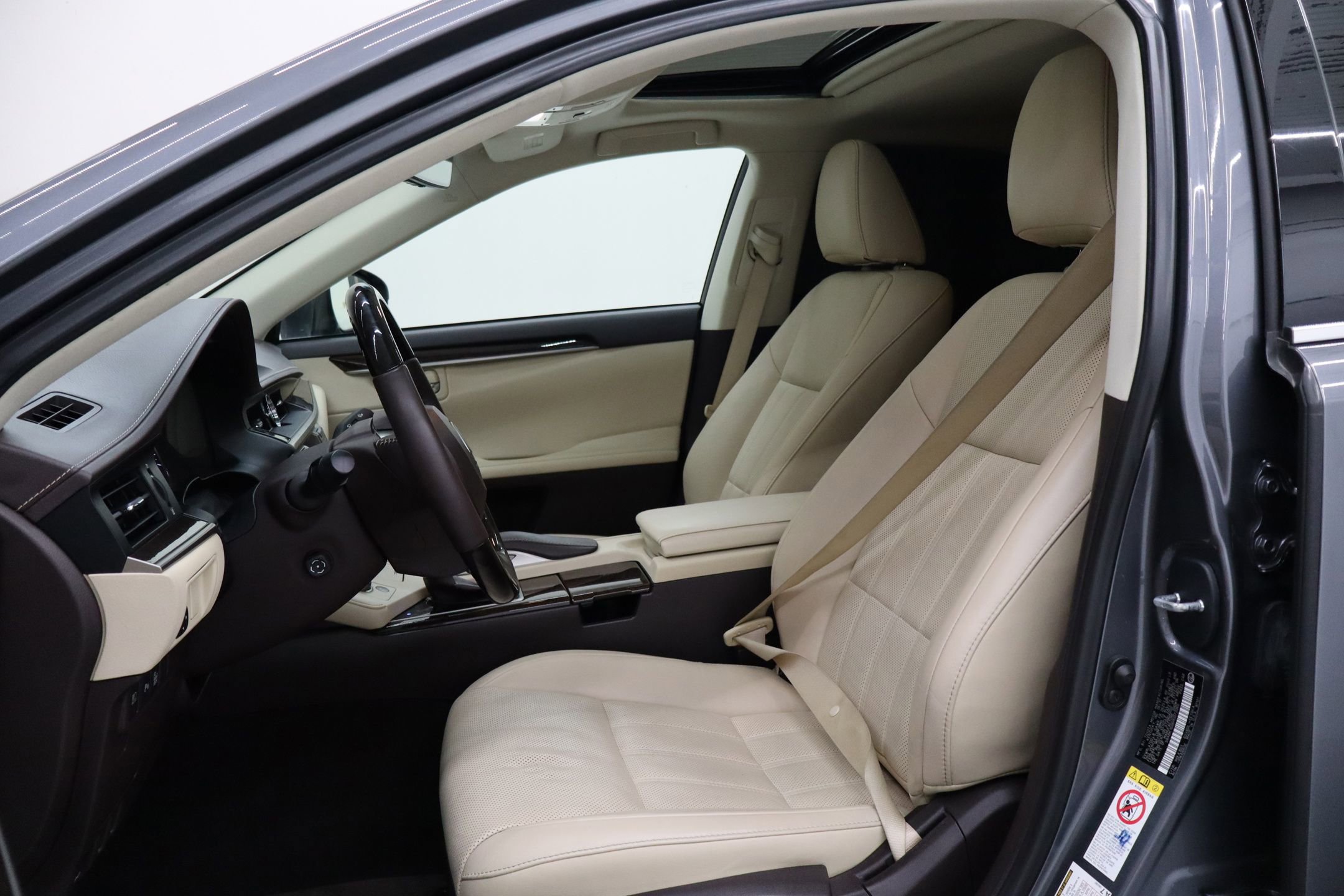 Used 2017 Lexus ES 350 w/ Luxury Package image 13