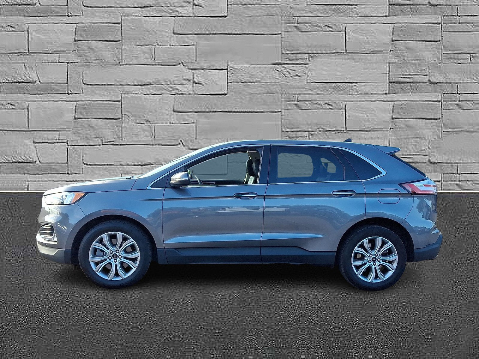 Certified 2024 Ford Edge Titanium image 6