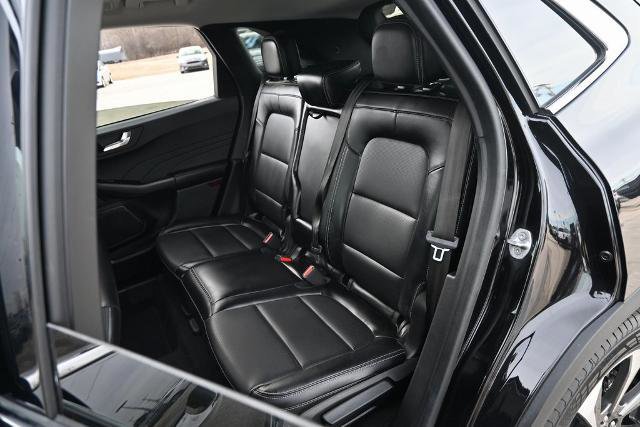Certified 2023 Ford Escape Platinum image 28