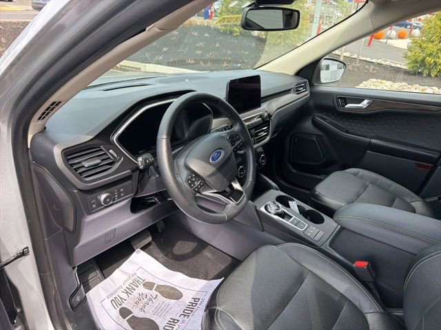 Certified 2020 Ford Escape Titanium image 15