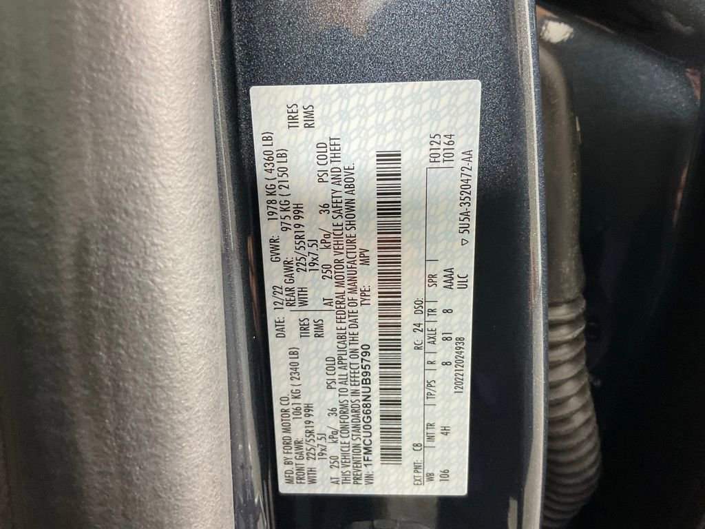 Certified 2022 Ford Escape SE w/ SE Sport Appearance Package image 26