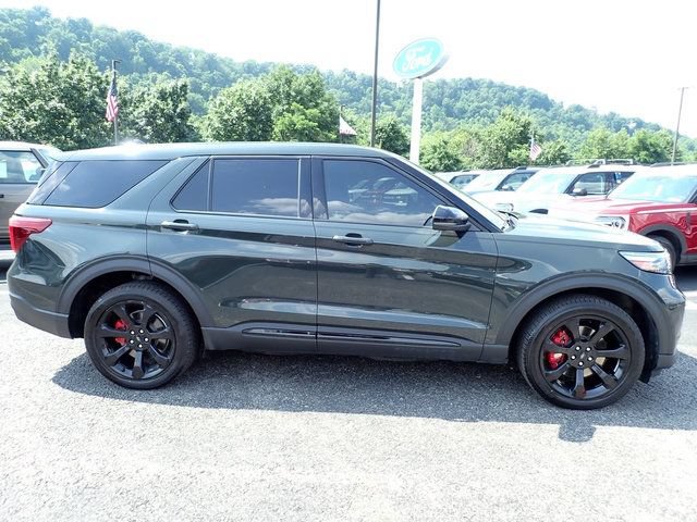 Certified 2022 Ford Explorer ST w/ Equipment Group 401A AWD/4WD image 10