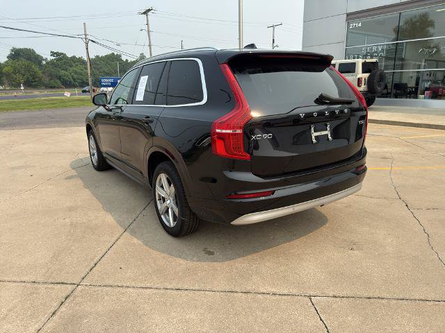 Used 2022 Volvo XC90 T5 Momentum AWD/4WD image 3