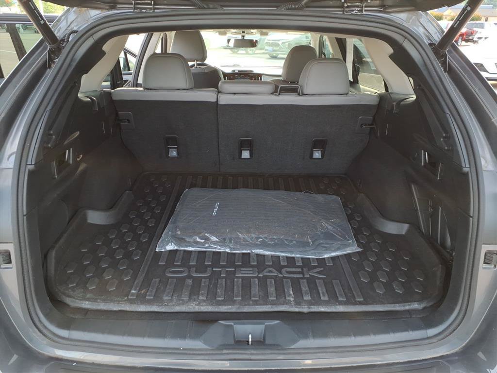 Used 2022 Subaru Outback Limited w/ Popular Package #2 AWD/4WD image 6