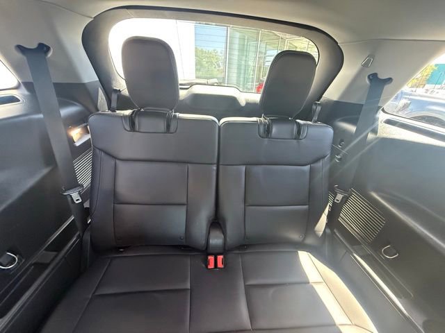 Certified 2022 Ford Explorer XLT w/ Equipment Group 202A AWD/4WD image 17