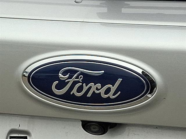 Certified 2017 Ford Escape Titanium AWD/4WD image 28