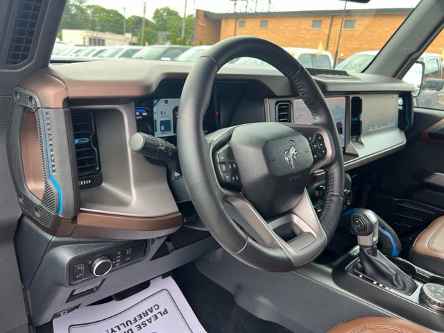 Certified 2022 Ford Bronco Outer Banks w/ Sasquatch Package AWD/4WD image 7