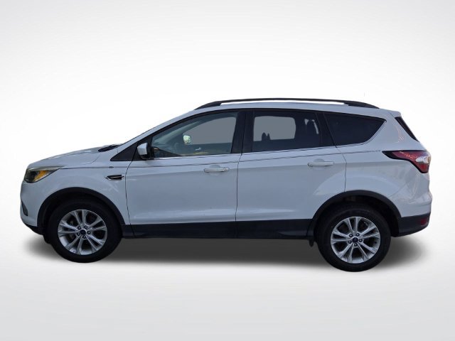 Certified 2018 Ford Escape SE FWD image 11
