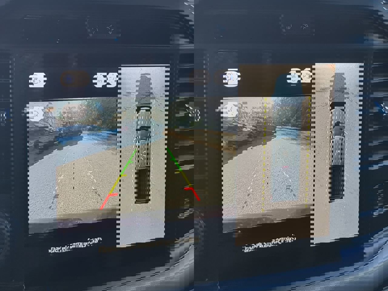 Certified 2025 Ford F150 Lariat w/ Equipment Group 501A Mid image 18