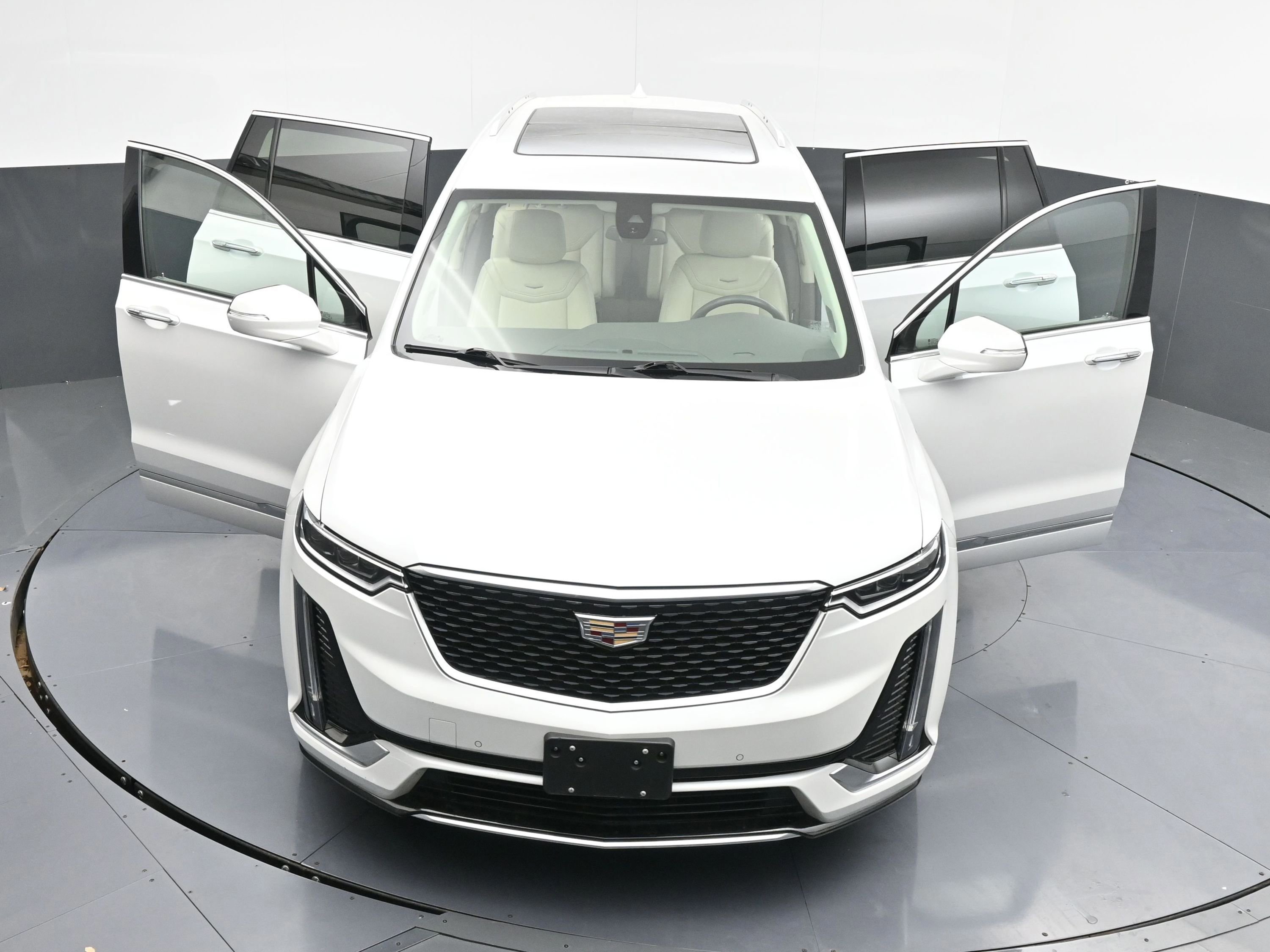 Used 2023 Cadillac XT6 Premium Luxury image 48