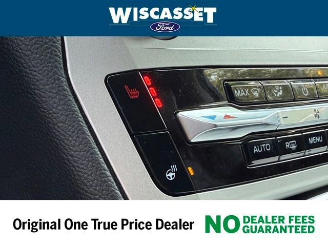 Certified 2022 Ford Explorer XLT w/ Equipment Group 202A image 16