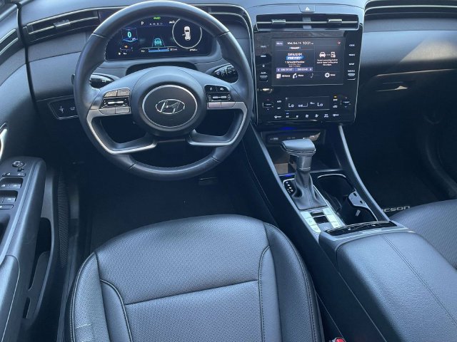 Used 2023 Hyundai Tucson SEL w/ Convenience Package FWD image 3