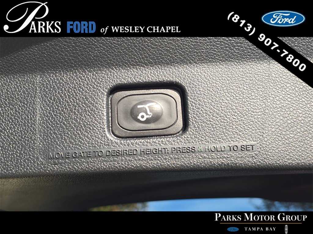 Certified 2019 Ford Explorer Limited w/ Class III Trailer Tow Package image 10