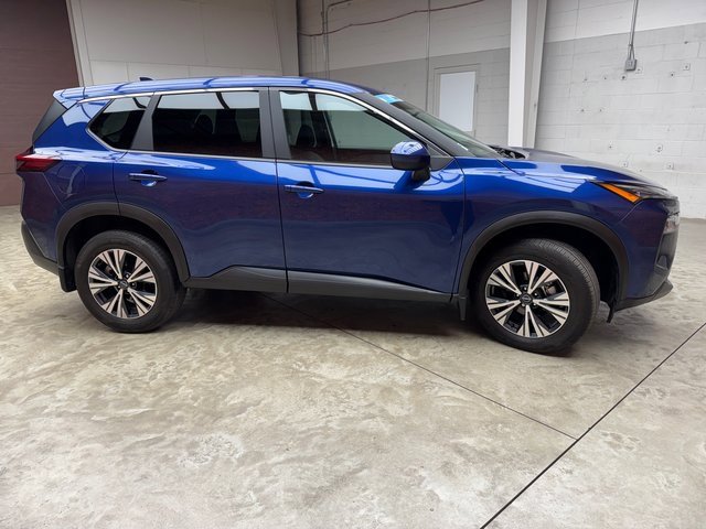 Used 2023 Nissan Rogue SV image 6