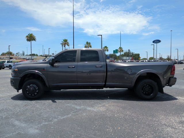 Used 2025 RAM 3500 Limited AWD/4WD image 8