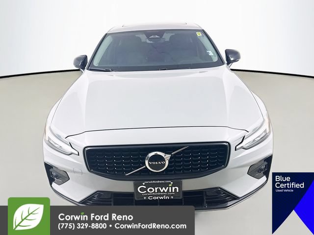 Used 2024 Volvo S60 B5 Core AWD/4WD image 2