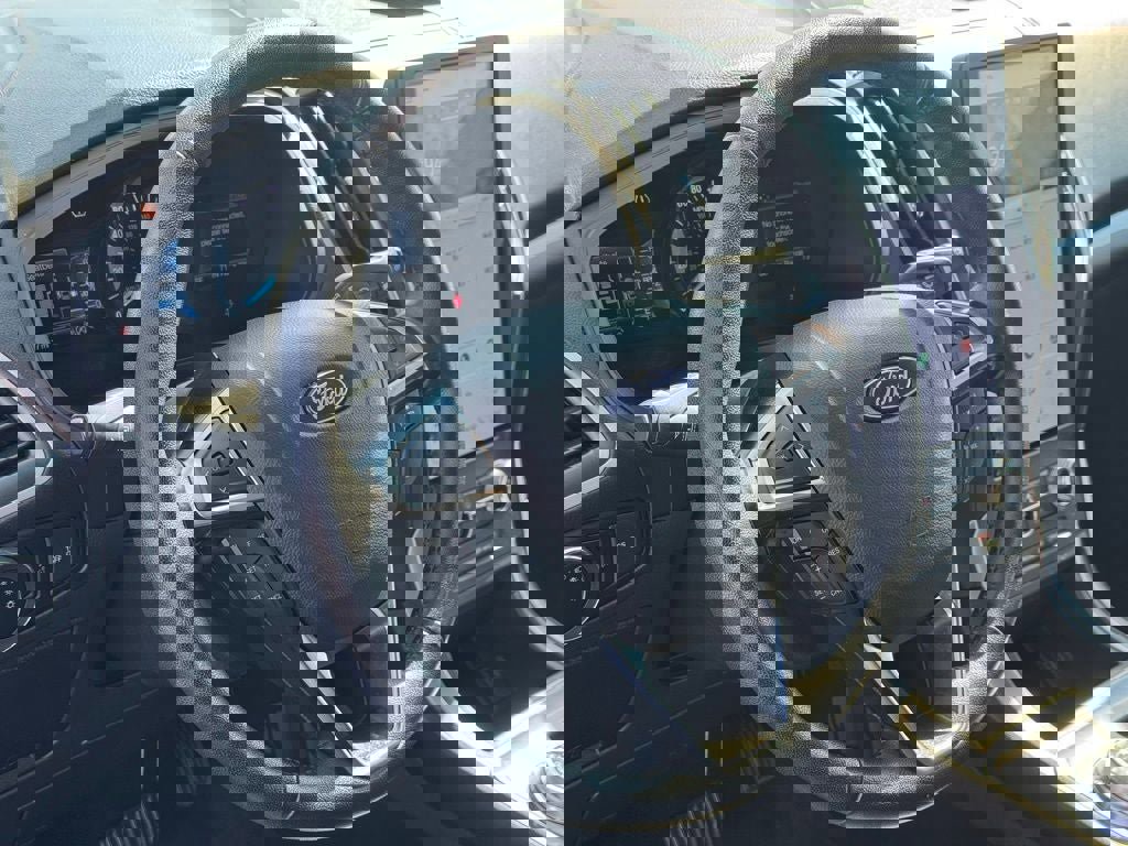 Certified 2023 Ford Edge SEL image 20