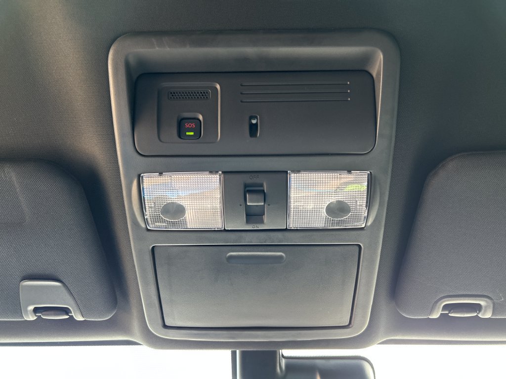 Used 2021 Nissan Titan PRO-4X w/ Off Road Protection Package AWD/4WD image 18