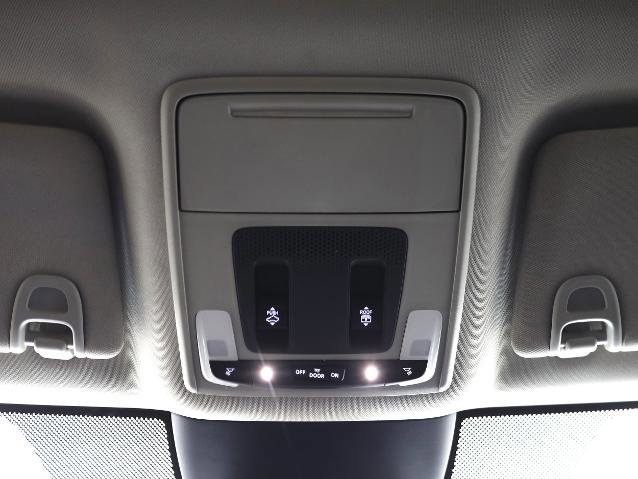 Used 2023 Honda Pilot Touring image 19