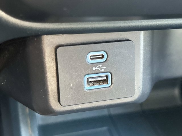 Certified 2023 Ford Maverick XL FWD image 33