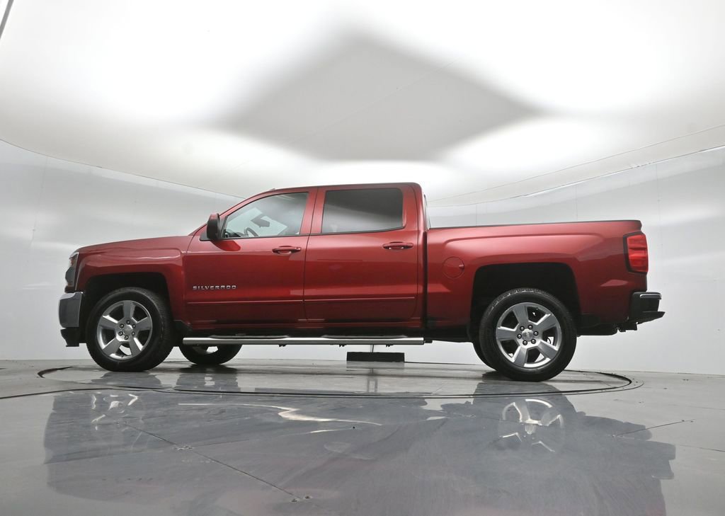 Used 2018 Chevrolet Silverado 1500 LT w/ All Star Edition image 27