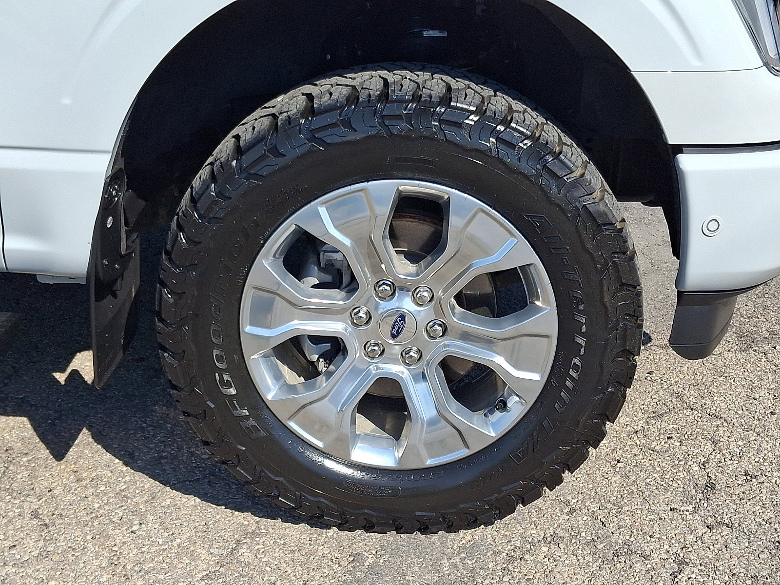 Certified 2023 Ford F150 Platinum w/ Equipment Group 701A High AWD/4WD image 8