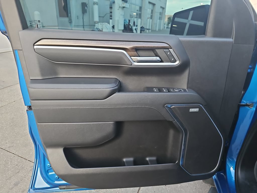 Used 2022 Chevrolet Silverado 1500 RST w/ RST All Star Premium Package AWD/4WD image 25