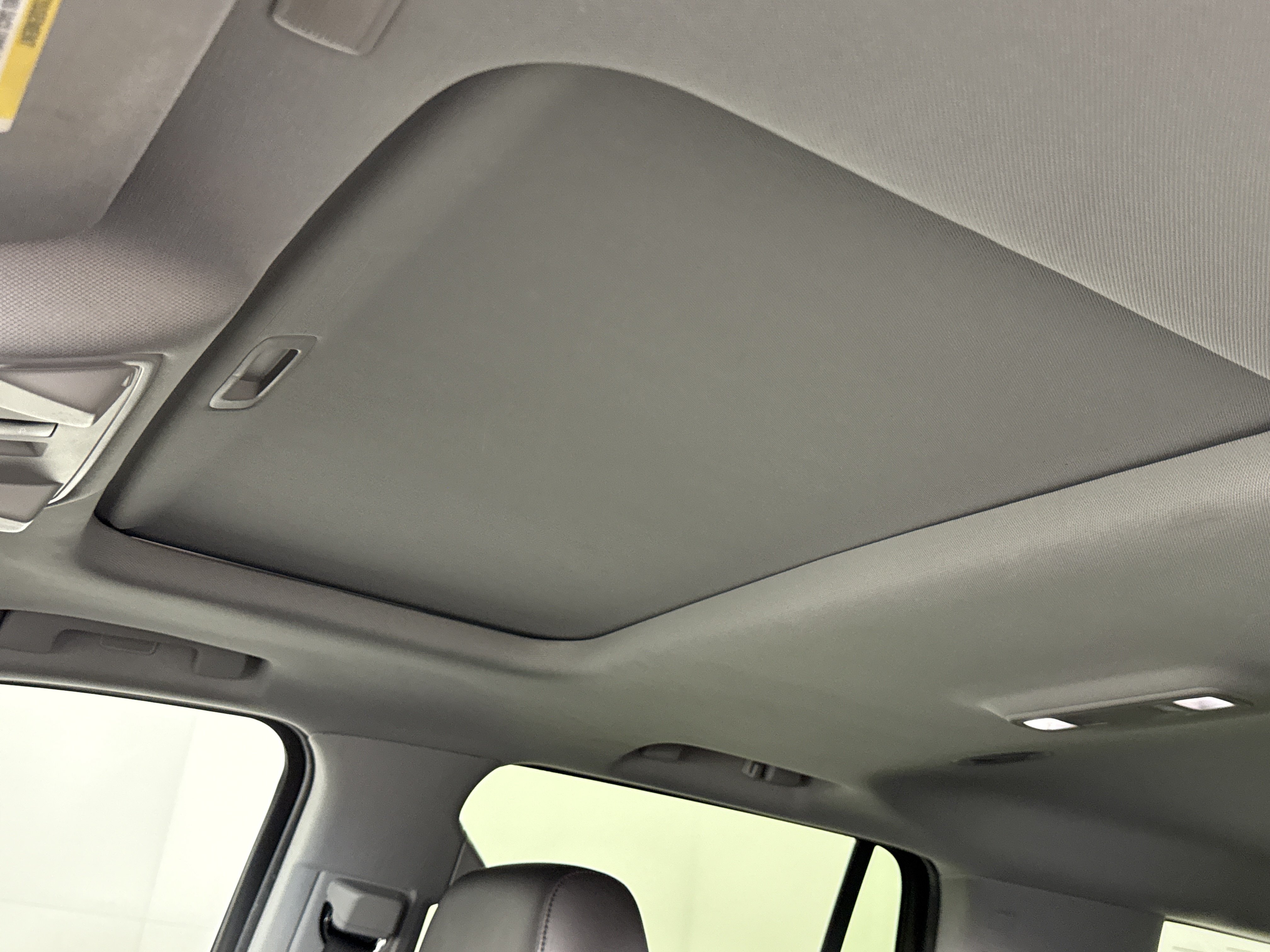 Used 2020 Cadillac Escalade Luxury RWD image 19