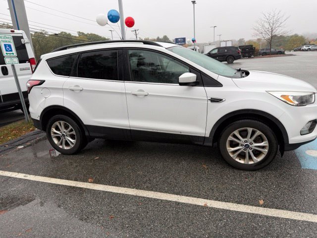 Certified 2018 Ford Escape SE AWD/4WD image 2