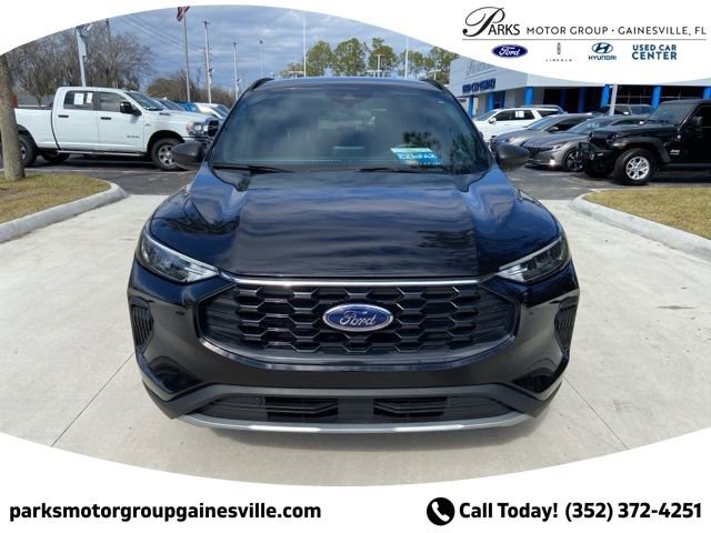 Certified 2025 Ford Escape ST-Line image 9
