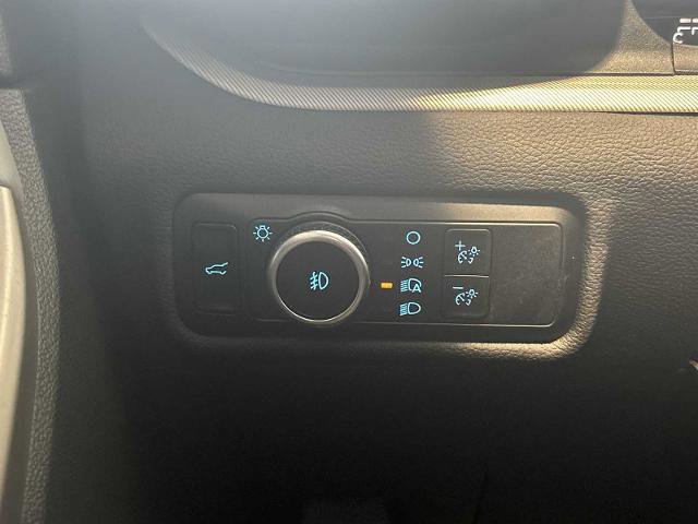 Certified 2023 Ford Explorer XLT w/ Equipment Group 202A AWD/4WD image 22