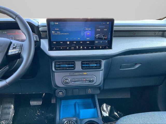 Certified 2025 Ford Maverick XLT w/ XLT Luxury Package AWD/4WD image 10