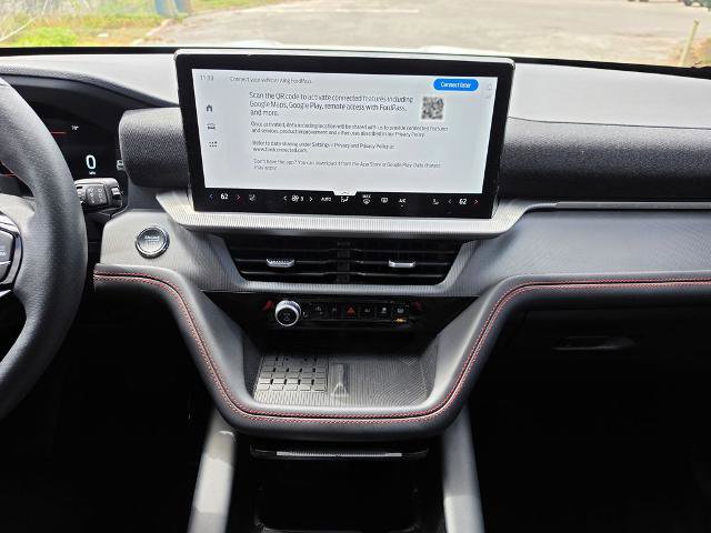 Certified 2025 Ford Explorer ST-Line w/ Premium Package RWD image 13