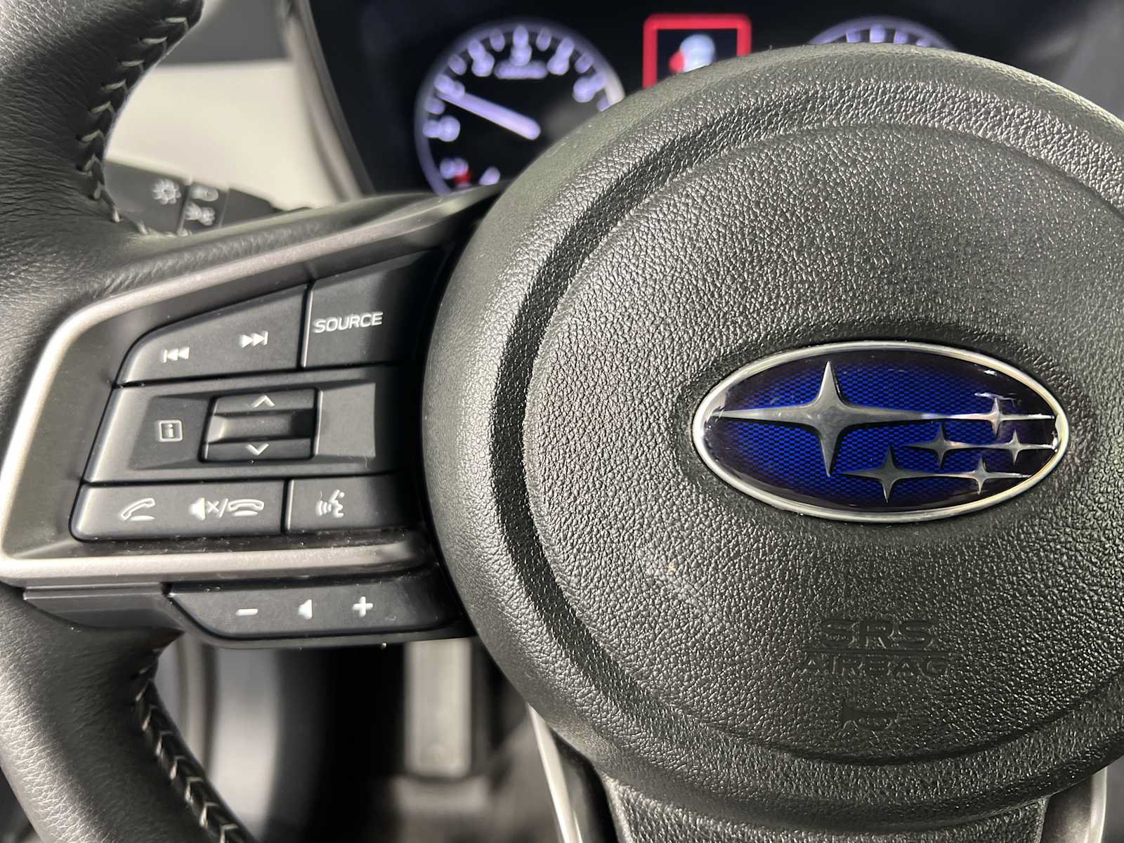 Used 2024 Subaru Outback Premium AWD/4WD image 30