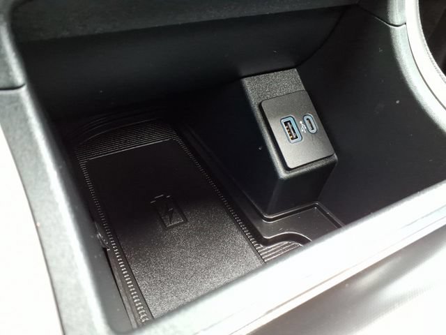 Certified 2024 Ford Edge ST-Line AWD/4WD image 27