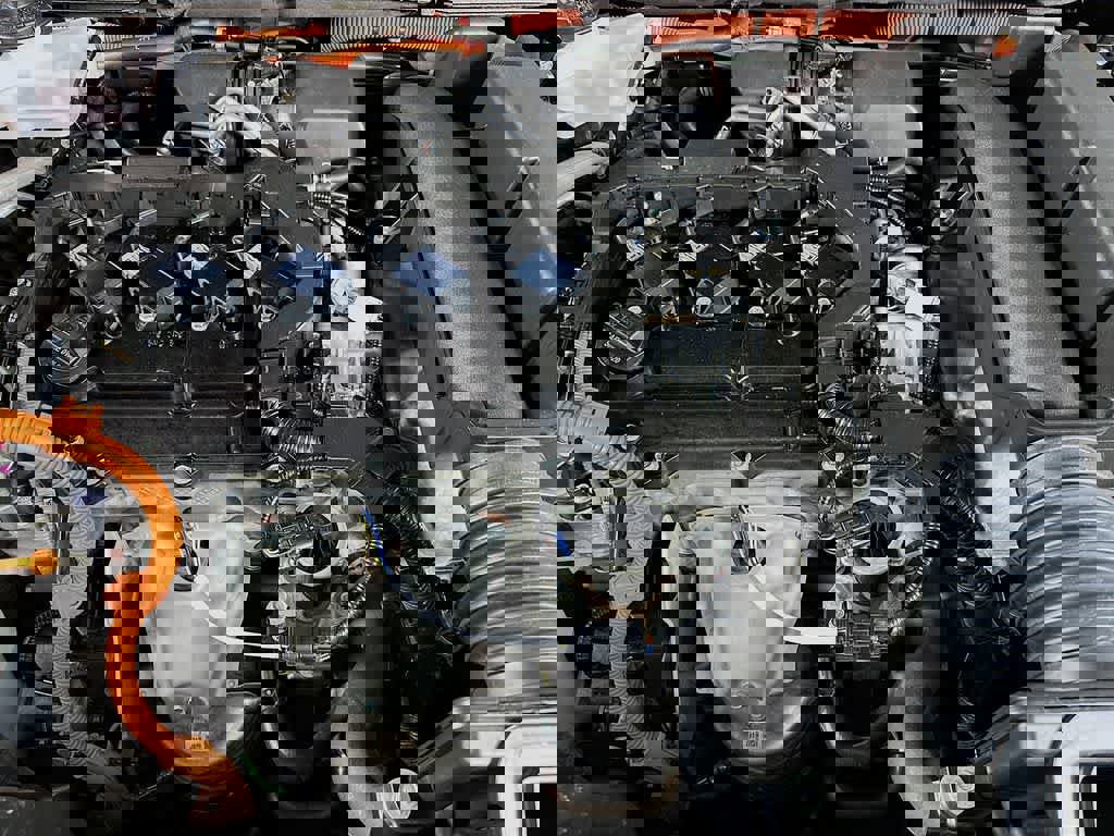 Used 2025 Honda CR-V Sport-L image 9